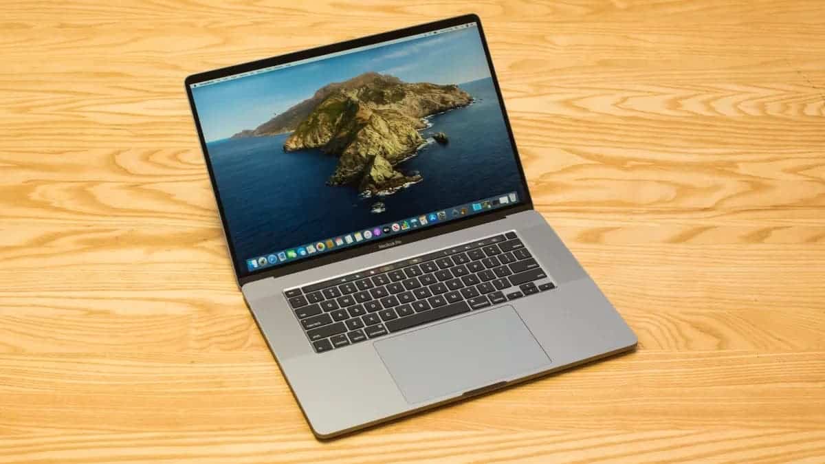 Many users report issues with charging the MacBook Pro