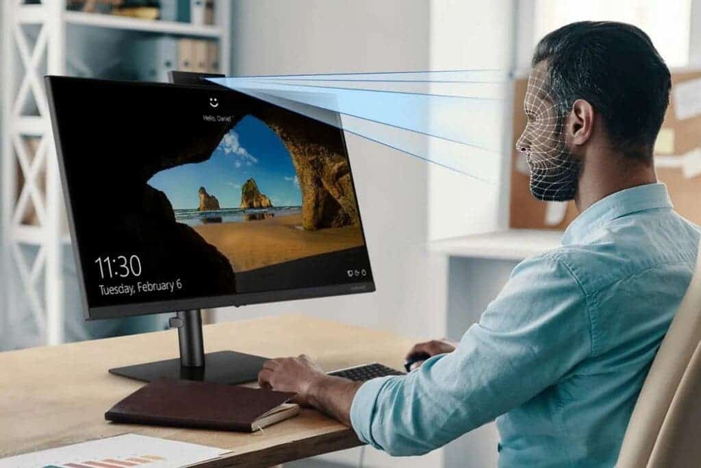Samsung's Webcam Monitor S4 Features a Pop-Up Webcam With Windows Hello Support