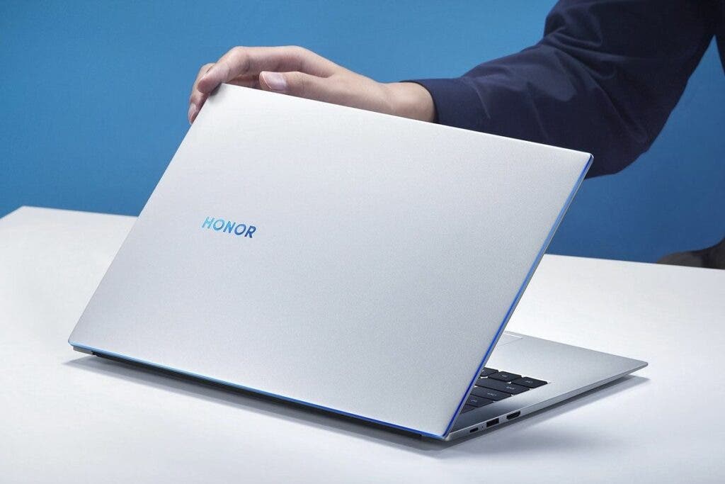 Upcoming Honor MagicBook V 14 Will Be First to Boot Windows 11 Out of the Box
