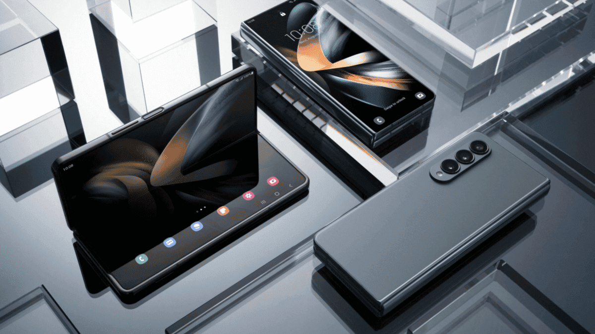 Galaxy Z Fold4 is the first to run Android 12L straight out of the box